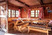 Elmauer Alm - Elmauer Alm Gastraum innen