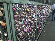 entdecke-deine-stadt.de - Stadtführungen durch Köln - Liebesschlösser an der Hohenzollernbrücke