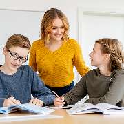 Erste Nachhilfe Krefeld-Fischeln - Die Vorteile bei Erste Nachhilfe Krefeld-Fischeln: Individuelle Betreuung, größte Flexibilität, qualifizierte Lehrkräfte, Spaß am Lernen und Notenverbesserung.