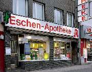 Eschen-Apotheke am Zülpicher Platz - Aussenansicht der Eschen-Apotheke am Zülpicher Platz