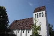 Evangelische Friedenskirche Schwalbach am Taunus - Evangelische Friedens-Kirchengemeinde Schwalbach - Die Friedenskirche wurde in den Jahren 1953/54 gebaut. Die Einweihungsfeier am 1. Weihnachtstag 1954 war verbunden mit dem Abschied von der Notkirche, ei