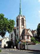 Evangelische Gustav-Adolf-Kirche Offenbach - Evangelische Gustav-Adolf-Gemeinde Offenbach/Main - Seit 1920 trägt das evangelische Gotteshaus gleich am Ortseingang von Bürgel den Namen 