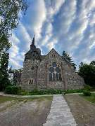 Evangelische Heilandskirche Walluf-Niederwalluf - Evangelische Heilandsgemeinde Walluf - Die Heilandskirche wurde im Jahre 1902 von den damals gerade einmal 261 Protestanten in Ober- und Niederwalluf in nur sechs Monaten erbaut.