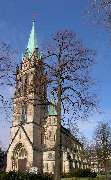 Evangelische Johanneskirche Darmstadt - Evangelische Johannesgemeinde Darmstadt - Der neugotische Kirchenbau von 1894 wurde im Krieg 1944 zerstört. Lediglich der Glockenturm blieb nahezu unversehrt. Die Kirche wurde 1952 mit verändertem Innenraum wieder a