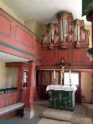 Evangelische Kirche Heisters - Evangelische Kirchengemeinde Nieder-Moos - Orgel und Altar mit Jesuskreuz