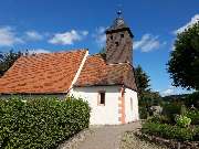 Evangelische Kirche Rai-Breitenbach - Evangelische Kirchengemeinde Neustadt im Odenwald - Die Kirche in Rai-Breitenbach ist eine der ältesten Kirchen des Odenwalds, deutlich erkennbar an der romanischen Grundform und dem romanische Bogen vom Kirchenschiff