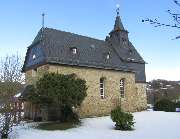 Evangelische Kirche Weilmünster-Laubuseschbach - Ev. Kirchengemeinde Laubuseschbach - 1469: Ersterwähnung der Kirche als Kapelle; der heutige Bau wurde Anfang des 18. Jahrhunderts errichtet. Barocke Rankenornamente wurden während der Innenrenovierung 2015