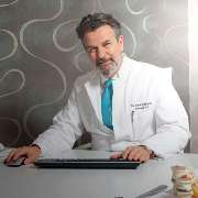 DR. MED. RENÉ KRISHNAN, FACHARZT FÜR NEUROCHIRURGIE
Privatpraxis für Neurochirurgie an der Klinik Dr. Baumstark 
