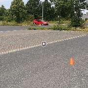 Fahrschule 76 in Dormagen-Nievenheim LKW,Motorrad Ausbildung, BKF Weiterbildung - GALLERY