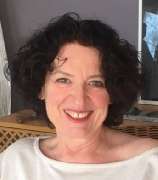 Ellen Schrank, Apothekerin, Detox-Expertin, Ernährungsberatung