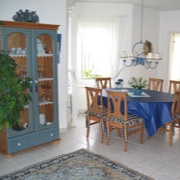 Ferienhaus B - Wohnen - Ferienhausvermietung 