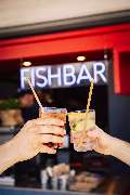Fishbar | Originale Hamburger Fischbrötchen an den Landungsbrücken - GALLERY