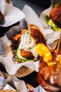Fishbar | Originale Hamburger Fischbrötchen an den Landungsbrücken - GALLERY