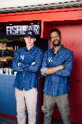 Fishbar | Originale Hamburger Fischbrötchen an den Landungsbrücken - GALLERY