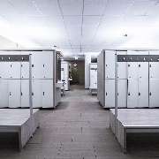 Fitness First Hamburg - Altona - Fitness First Hamburg Altona - Umkleidekabinen