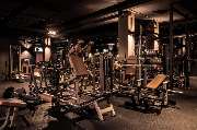 Fitness First Hamburg - Stadthöfe (ehemals ELBGYM) - Fitness First Hamburg Stadthöfe - Plate-loaded Machines