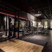 Fitness First Wiesbaden - Bahnhofsplatz - Fitness First Wiesbaden - Freihantelbereich