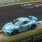 Flad auch auf der Rennstrecke unterwegs als Sponsor von EPS Rennsport