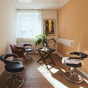 Frau Dr. Isabella Wilden | Hormonexperten.de - Unsere Privatpraxis in Regensburg, über die Videosprechstunde betreuuen wir aber Patientinnen deutschlandweit