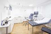 Frauenarztpraxis Dr. med. Henric Peper mit Fachärztin Katja Rode (angestellt) - GALLERY