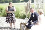 Freie Rednerin und Hochzeitssängerin Simone Kujawa - GALLERY