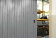 Garagentore & Zäune | Moosburger GmbH | München - Hängeschiebetor, 1-flügelig, RAL 9006 Weißaluminium - Moosburger Tore & Zäune GmbH München