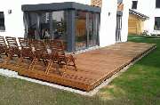 Gartengestaltung - Gartenbau Wimmer GmbH in München - Holzterrasse | Gartenbau Wimmer GmbH in München