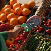 Gastronovi GmbH - Kontaktlos, schnell, modern: Gastronovi bringt mit „Tap to Pay“ eine smarte Bezahloption direkt aufs Smartphone – ideal für den Marktstand, das Café oder den Biergarten. Jetzt im Blog entdecken!