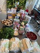 Geschlossene Gesellschaft - Geschlossene Gesellschaft setzt auf frische Zutaten wie Kartoffeln, Erdbeeren, Spargel und Kräuter für das Fine Dining Menü in Hamburg.