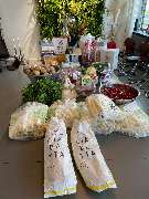 Geschlossene Gesellschaft - Geschlossene Gesellschaft verwendet hochwertige Produkte wie Spargel, Ciabatta, Gemüse, Käse und Wein für ein exquisites Dinner in Hamburg.