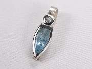 Gisela Nicolaysen Goldschmiede-Meisterin - Anhänger Silber mit Aquamarin