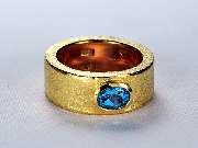 Gisela Nicolaysen Goldschmiede-Meisterin - Trauringumarbeitung mit 750/000 Gelbgoldring