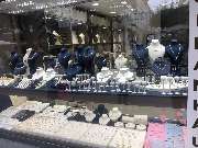 Gold & So 24 - Schaufenster