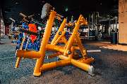 Gold's Gym Fitnessstudio Krefeld - GALLERY