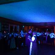 ABschlusstanz mit UV Licht