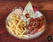 Hallenser Kartoffelhaus - grillteller.jpg