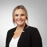 Hannah Celiktas, Selbstständige Finanzberaterin für die Deutsche Bank - GALLERY