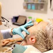 Hautzart Frankfurt – Hautverjüngung & Ästhetische Medizin - GALLERY