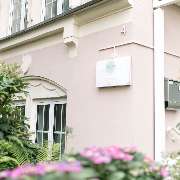 Hautzart Frankfurt – Hautverjüngung & Ästhetische Medizin - GALLERY