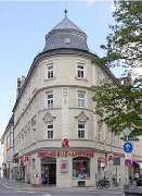 Heilig-Kreuz-Apotheke - Aussenansicht der Heilig-Kreuz-Apotheke