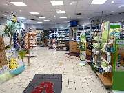 Helpide-Apotheke - Aussenansicht der Helpide-Apotheke