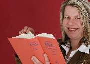 Hensel Steuerberatungsgesellschaft mbH - unsere Geschäftsführerin Annett Hensel, Steuerberaterin und Fachberaterin für Internationales Steuerrecht