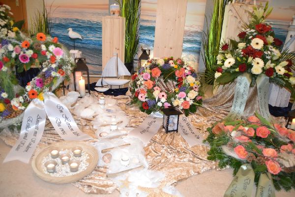 Heuschild Bestattung - GALLERY