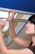 HF WOHNTREND  |  Trockenbau & Raumdesign - Fliegengitter an Dachfenstern verhindern lästigen Fliegen und Stechmücken den Einlass in den Wohnraum. Der Insektenschutz mit hoher Qualität und für alle Formate maßgefertigt. Wurzbach, Bad Lobenstein, Saale-Orla