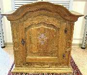 Hinter der Rosenhecke 64 - Wandschrank Eiche
