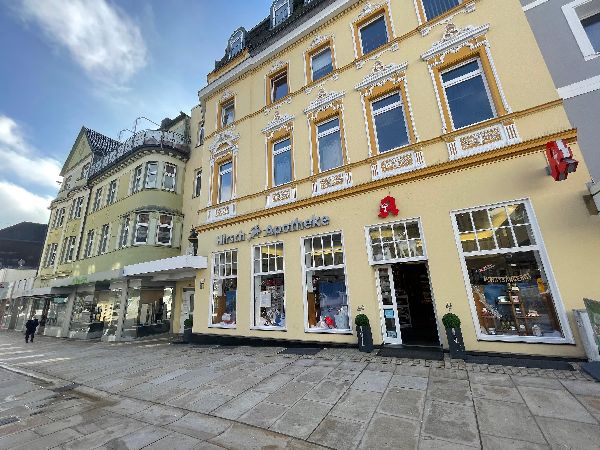 Hirsch-Apotheke - Aussenansicht der Hirsch-Apothek …