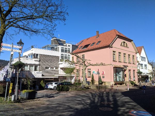 Hirsch-Apotheke - Aussenansicht der Hirsch-Apothek …