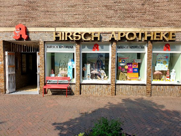 Hirsch-Apotheke - Aussenansicht der Hirsch-Apothek …