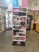 håmphavn - Headshop - GrowShop - CBD kaufen Hamburg, CBD Öle, Cremes & Kosmetik, 10-OH-HHC , T.A.C. uvm. - håmphavn - Headshop - GrowShop - CBD kaufen Hamburg, CBD Öle, Cremes & Kosmetik, 10-OH-HHC , T.A.C. uvm. Regale mit Gizeh Papers, Filter, Grinder un