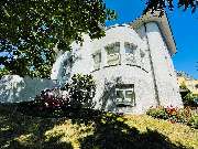 Höll Immobilien GmbH - GALLERY